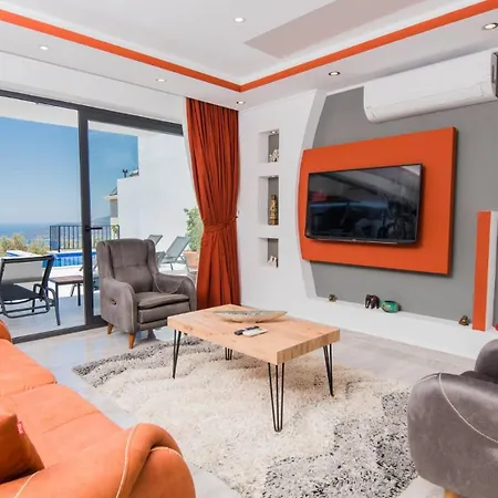 Kismet Villa *