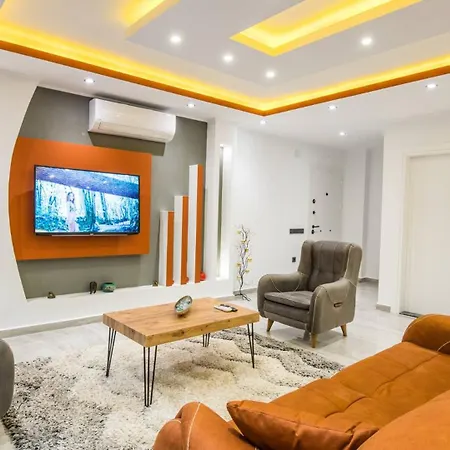 Kismet Villa *